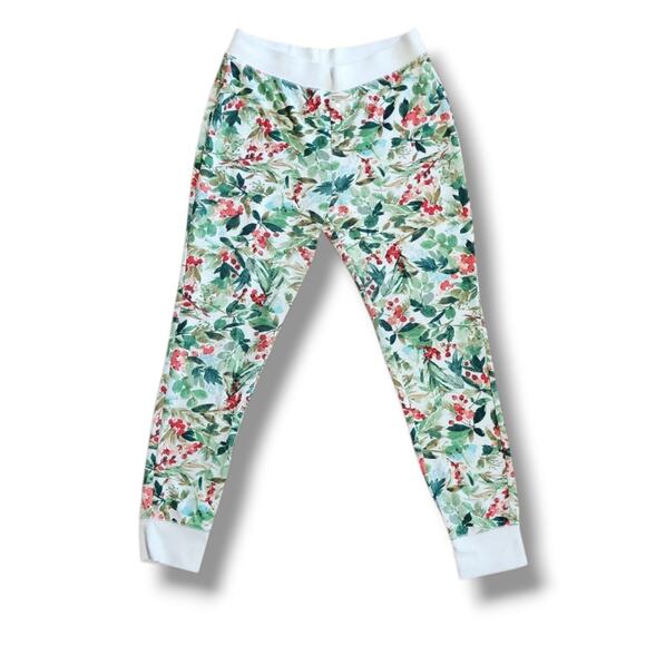 Stars Above Winter Holidays Print Thermal Pajamas Set - Picture 3 of 8